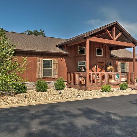 Branson West Cabin With Pool Access And Golfing Εξωτερικό φωτογραφία