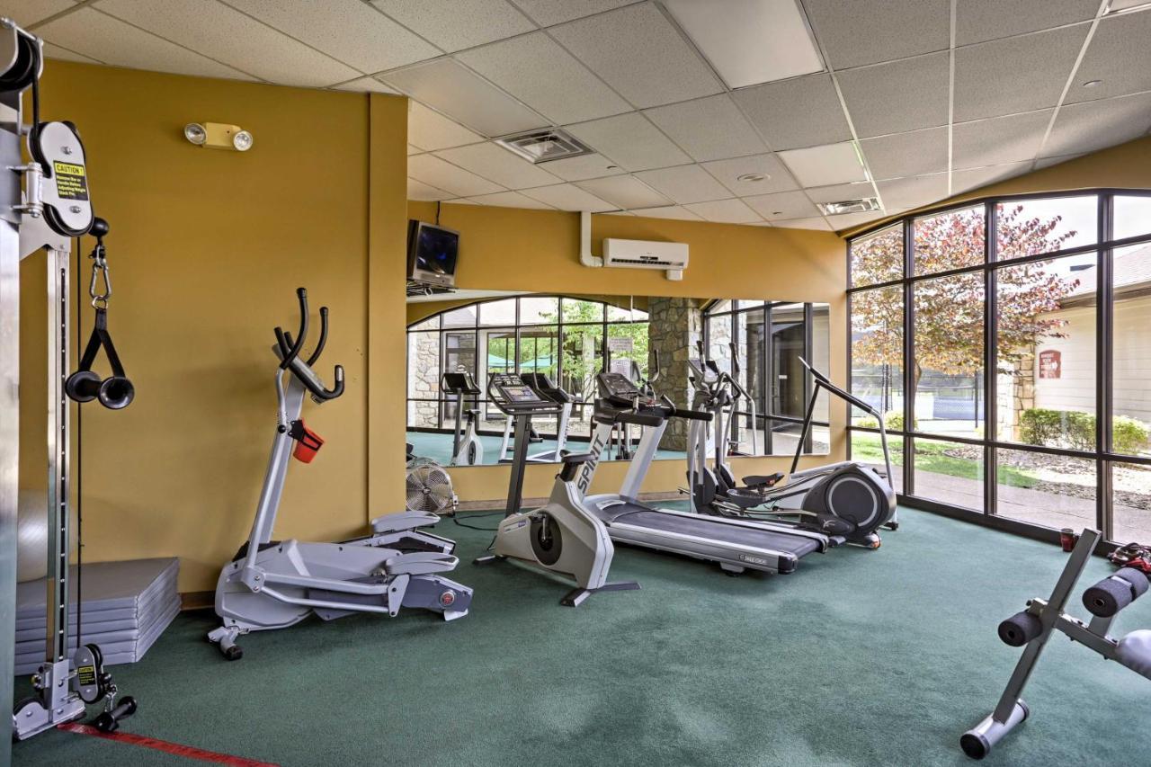 Branson West Cabin With Pool Access And Golfing Εξωτερικό φωτογραφία